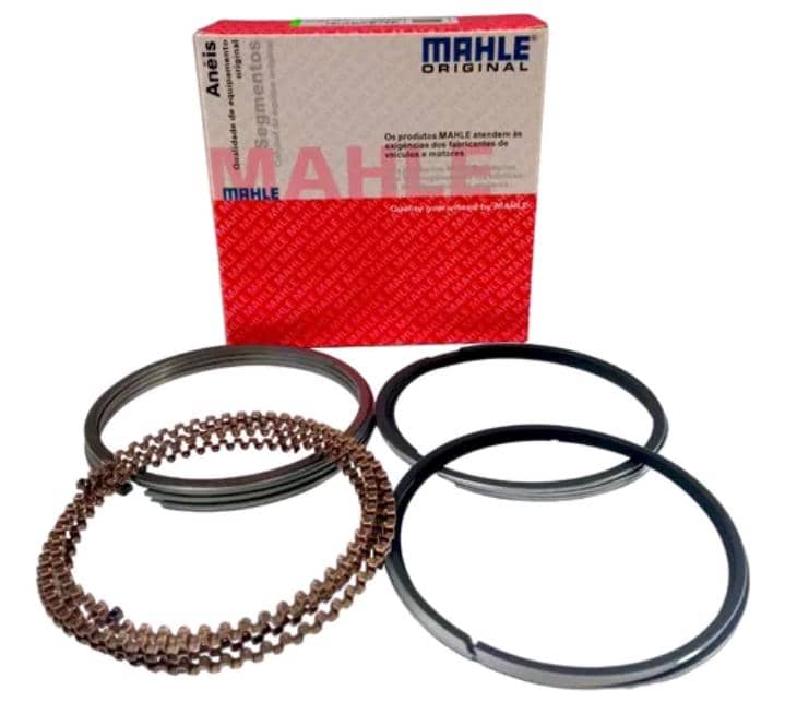 Aros de pistón de alto rendimiento para motor | Juego de Anillos Optra Limited con construcción de acero duradero | Primer plano de aro de pistón Chevrolet Optra Limited con diseño de precisión | Kit completo de aros de pistón para reconstrucción de motor | Anillos de pistón resistentes al calor y desgaste sobre fondo blanco | Aros de compresión para Chevrolet Optra mostrados en su empaque | Anillos de pistón Optra Limited colocados en mesa de taller | Set de aros de pistón nuevos compatibles con modelos de